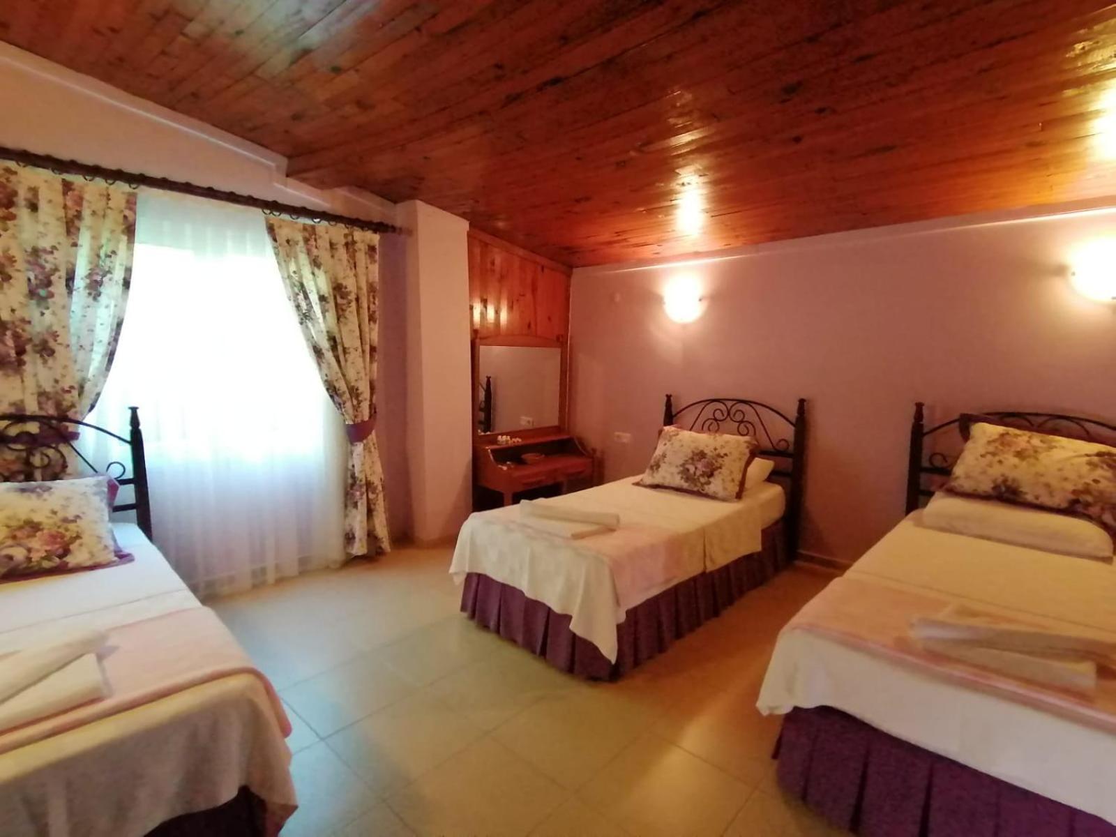 Maviev Otel Çeşme 객실 사진