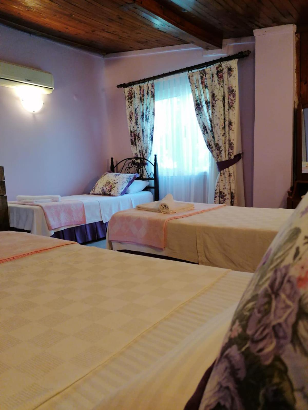 Maviev Otel Çeşme 객실 사진
